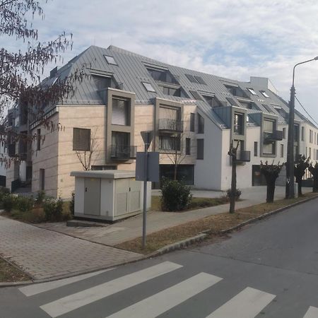 Beli Apartman Melygarazzsal Hévíz Εξωτερικό φωτογραφία